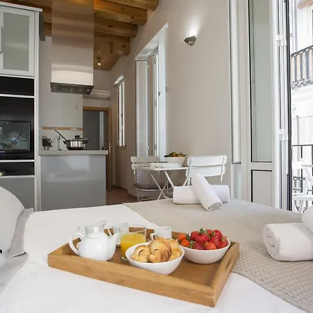 Trench Apartment *